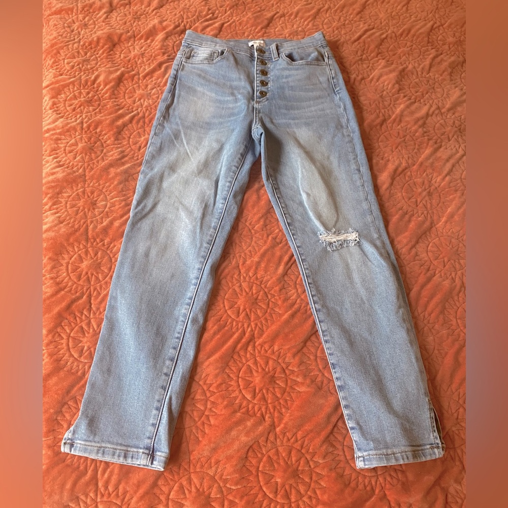 Sneak Peak High Waist Button Jean